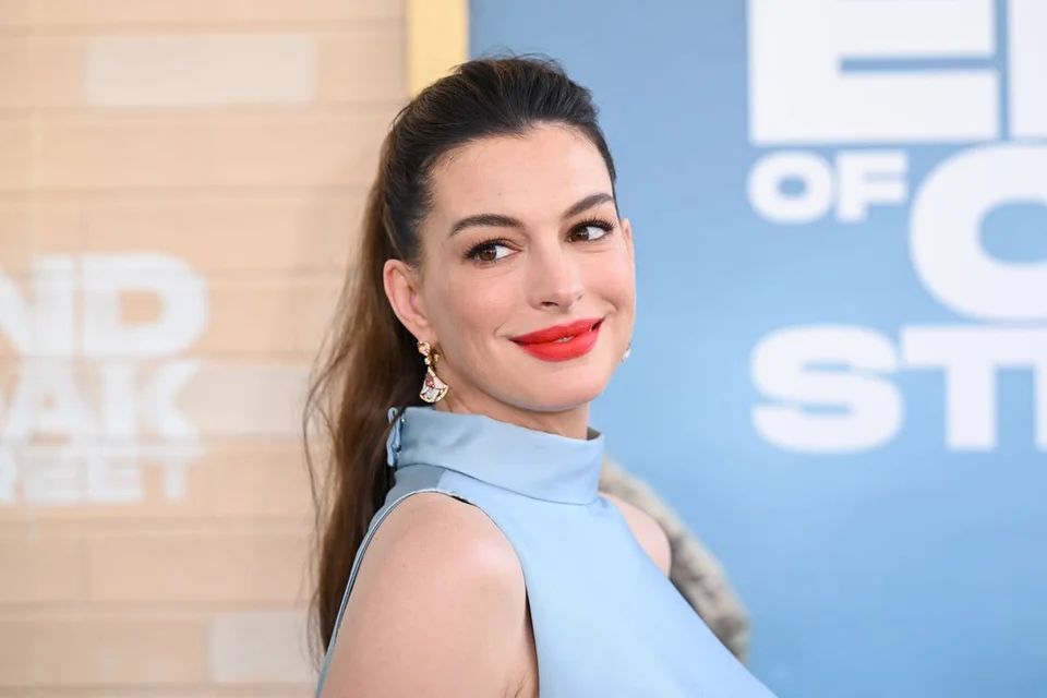 Anne Hathaway en la premier mundial de "The End of Oak Street"
