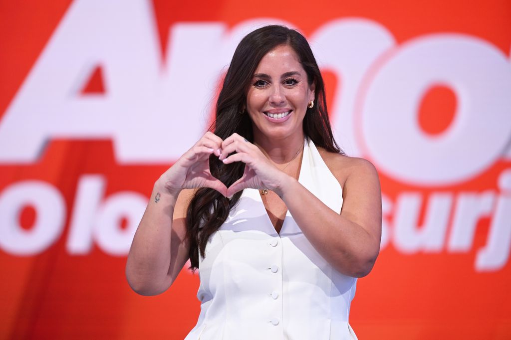 Anabel Pantoja posa durante la presentación de 'Amor… ¡O lo que surja!', de Telecinco, a 18 de junio de 2026, en Madrid