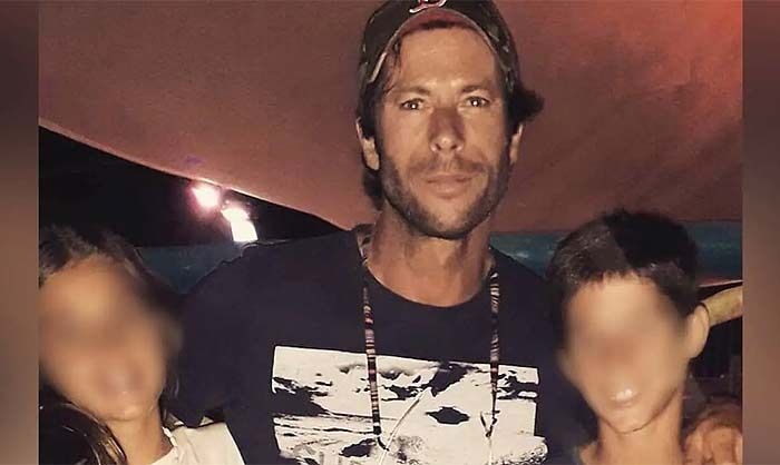 Jose Antonio Canales Rivera con sus hijos