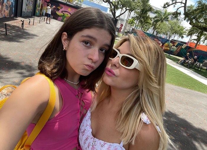Itatí Cantoral y su hija 