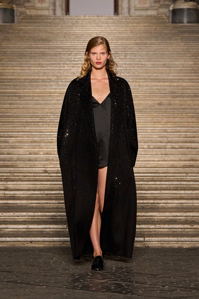 Max Mara: desfile de la colección Resort 2026 en Nápoles