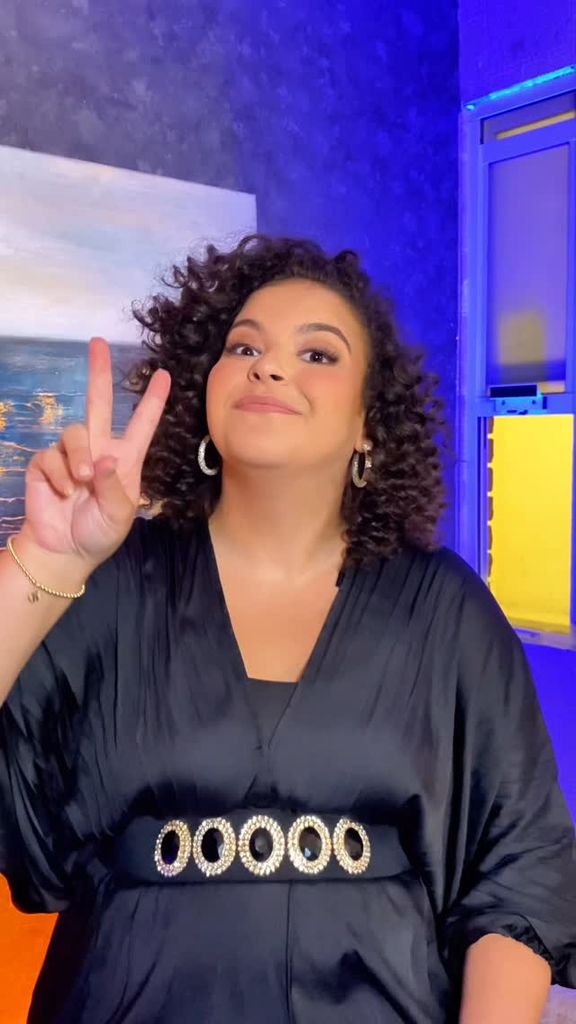 Lucerito aseguró que se encuentra bien y pidió no creer en "chismes raros".