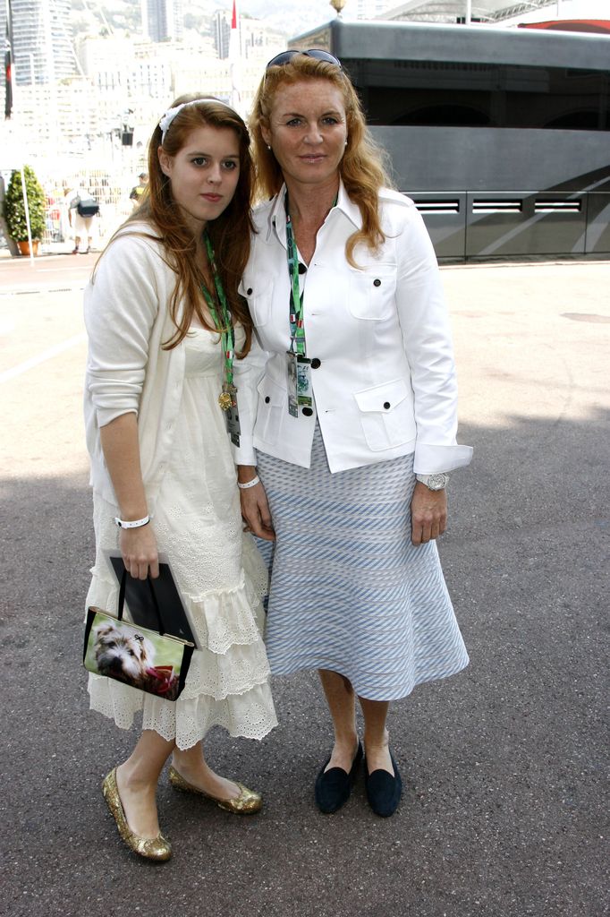 Beatrice de York y Sarah Ferguson en la Fórmula 1
