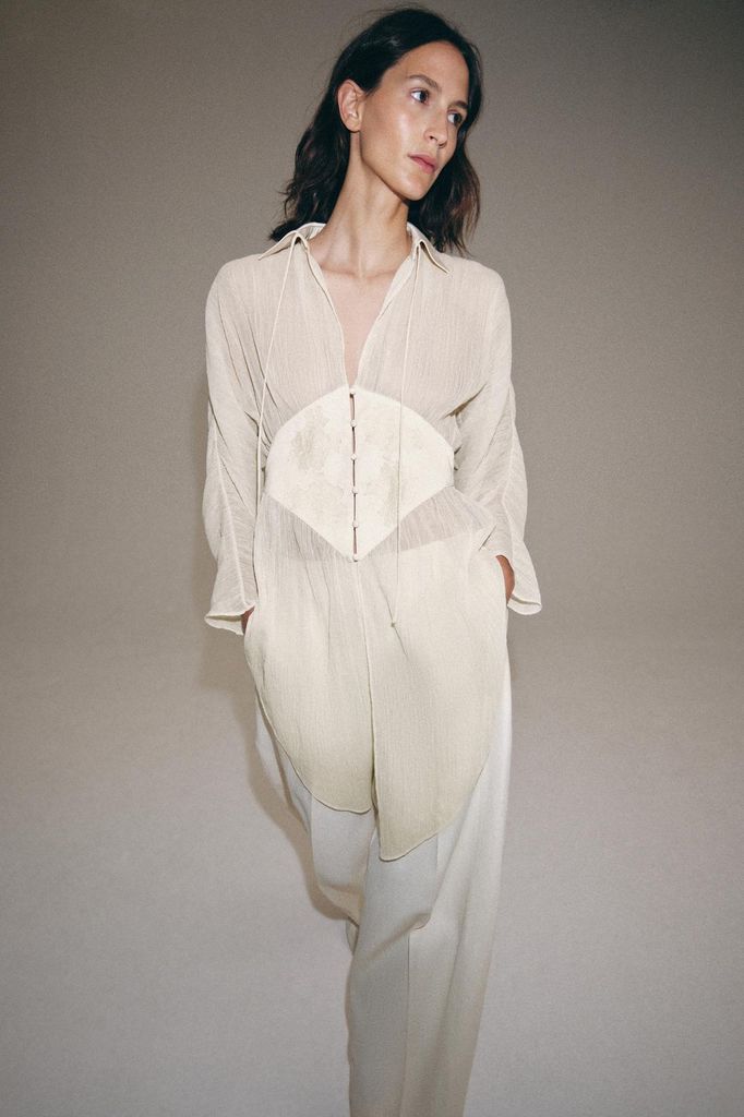 Blusas verano Zara mayo 2026