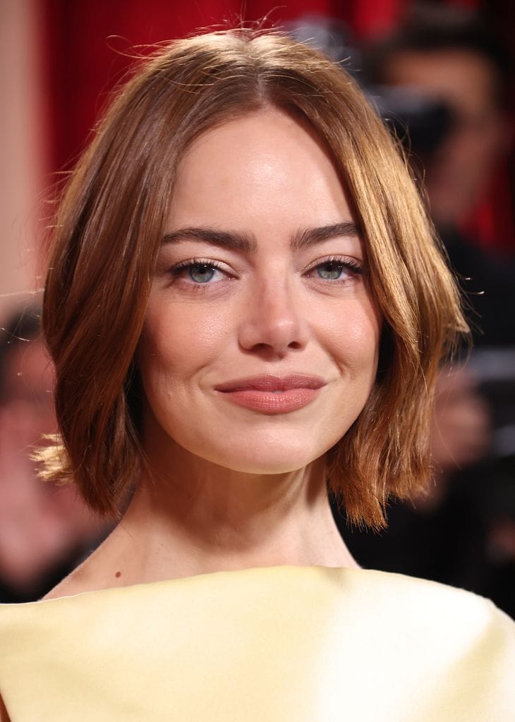 Maquillaje de Emma Stone para los Goblos de Oro hecho por la maquilladora estadounidense Nina Park