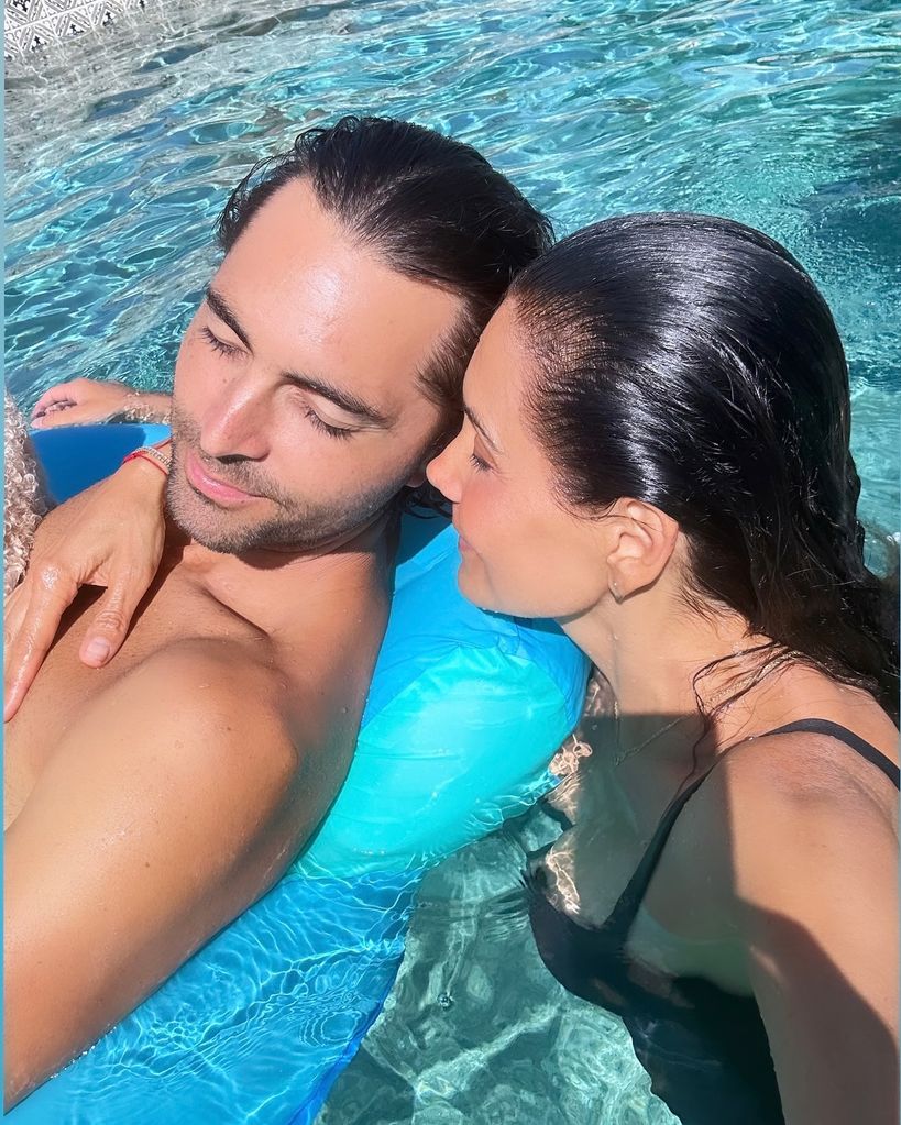 Paty Manterola publicó esta imagen para felicitar a su esposo.