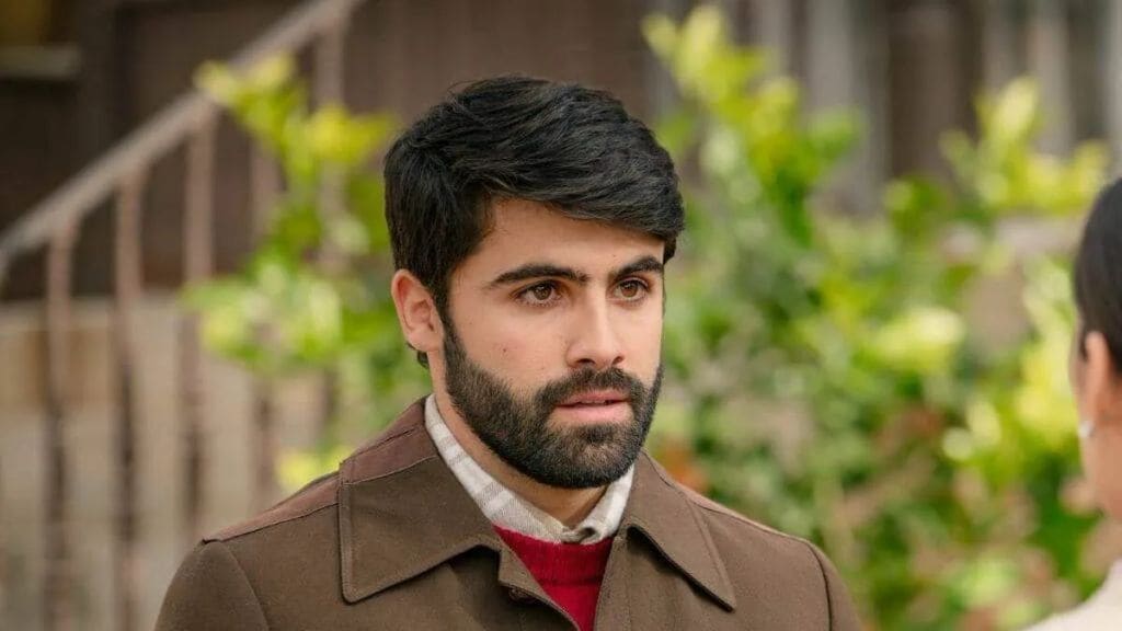 Raúl se marcha de la colonia para cumplir su sueño de ser piloto de carreras