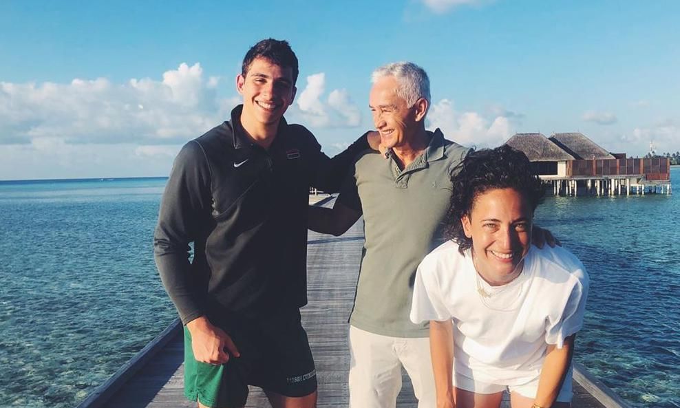 Jorge Ramos y sus hijos
