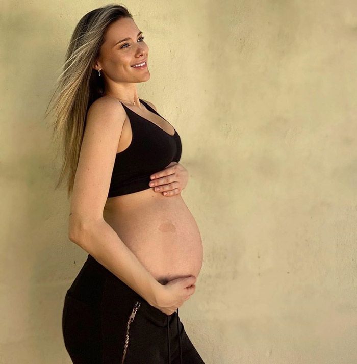 Lorena Gómez elige como 'madrina artística' de su bebé a esta conocida cantante