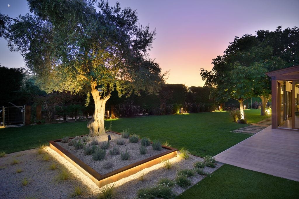 Iluminación correcta de un jardín doméstico