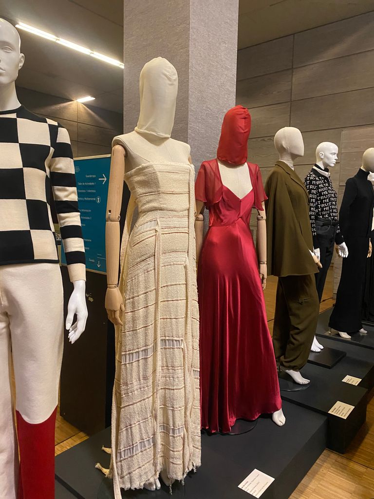 Exposición 'David Delfín. En tránsito' en el Museo del Traje de Madrid