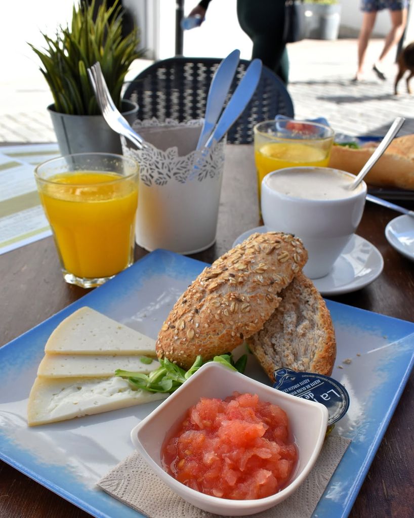 Desayuno en La Recoleta