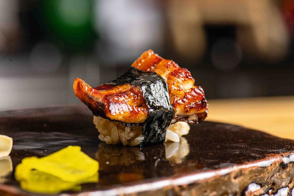 Nigiri anguila. Zuhara Sushi