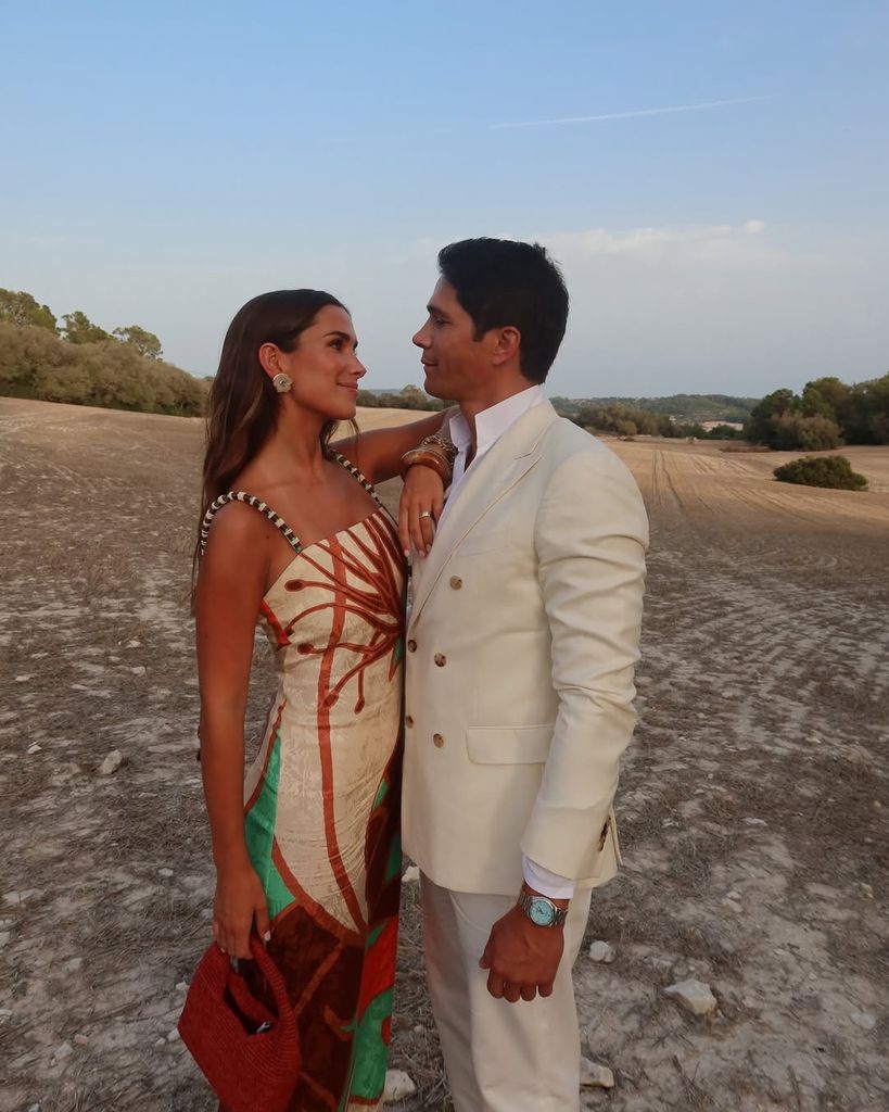 María Pombo, junto a Pablo Castellano.