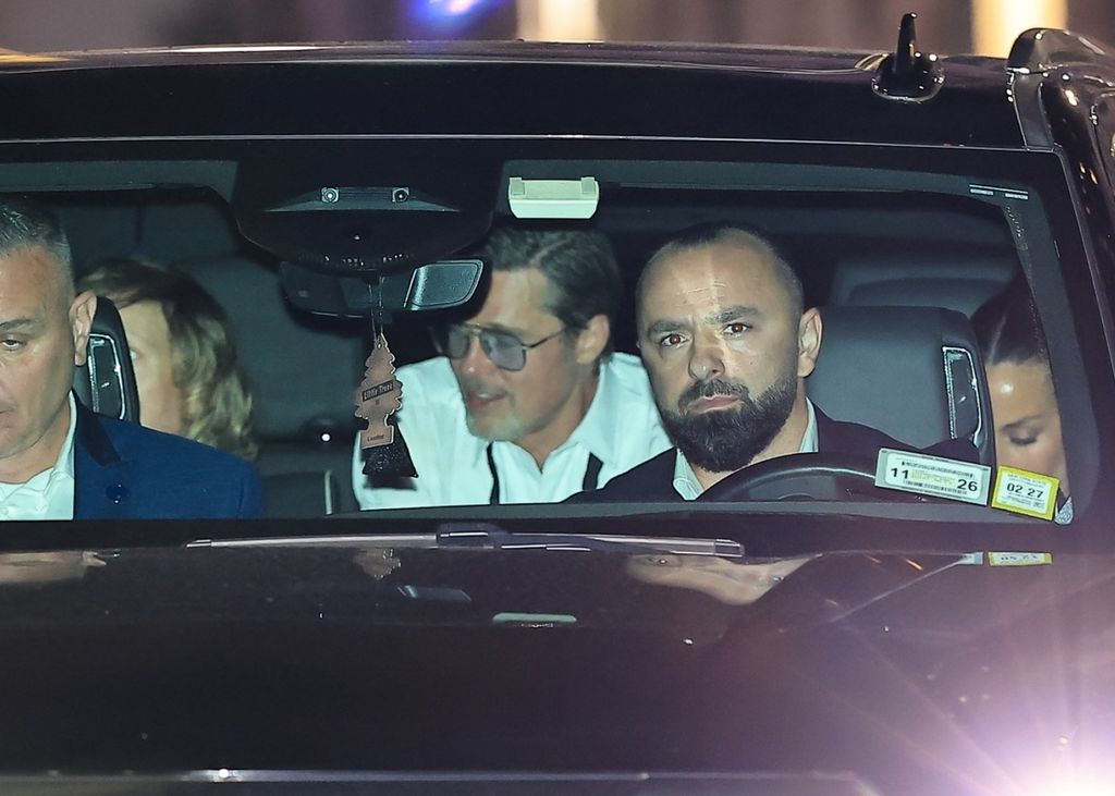 Brad Pitt llegando a la ceremonia