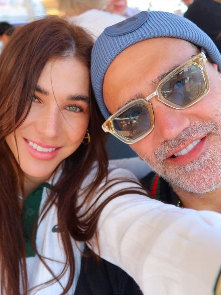 La pareja disfruta de unas vacaciones en el norte de Europa 