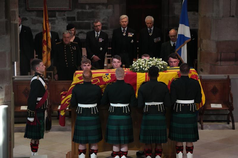 Servicio religioso por Isabel II 