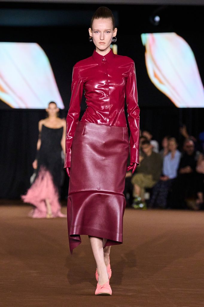 Paris Fashion Week: desfile de Mugler (Primavera/Verano 2027)