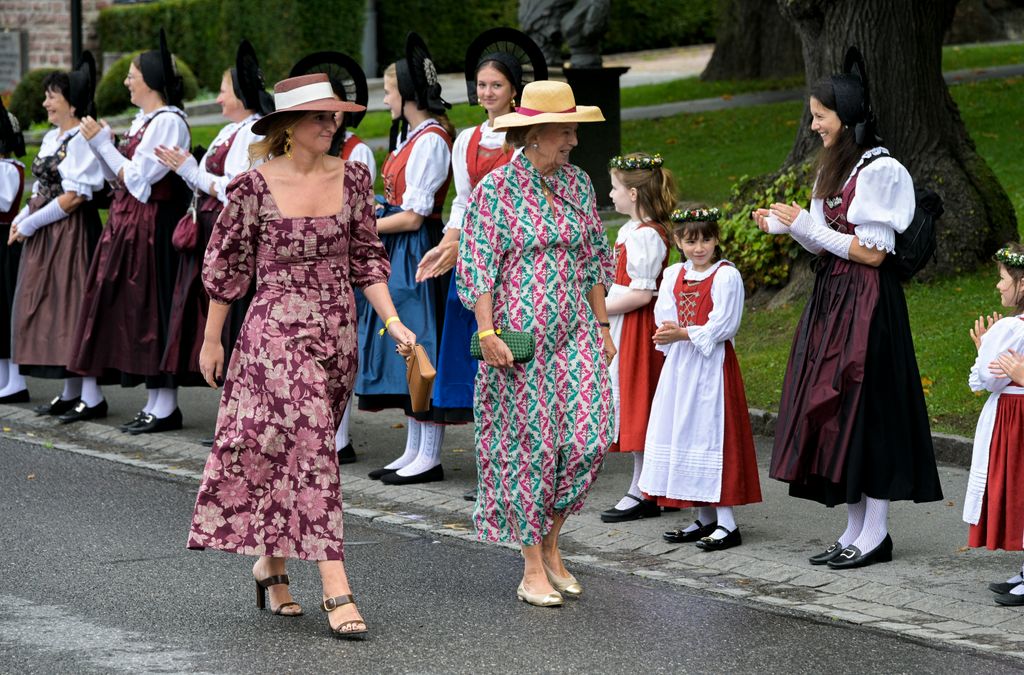 Nora de Liechtestein y su hija Teresa Sartorius 