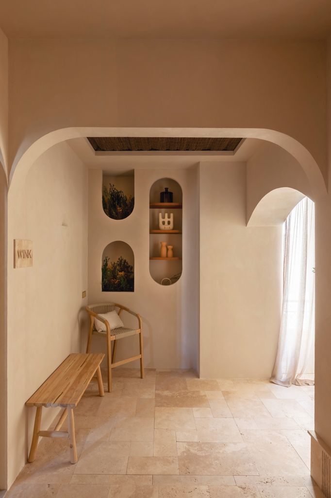 Espacio con paredes de arcilla
