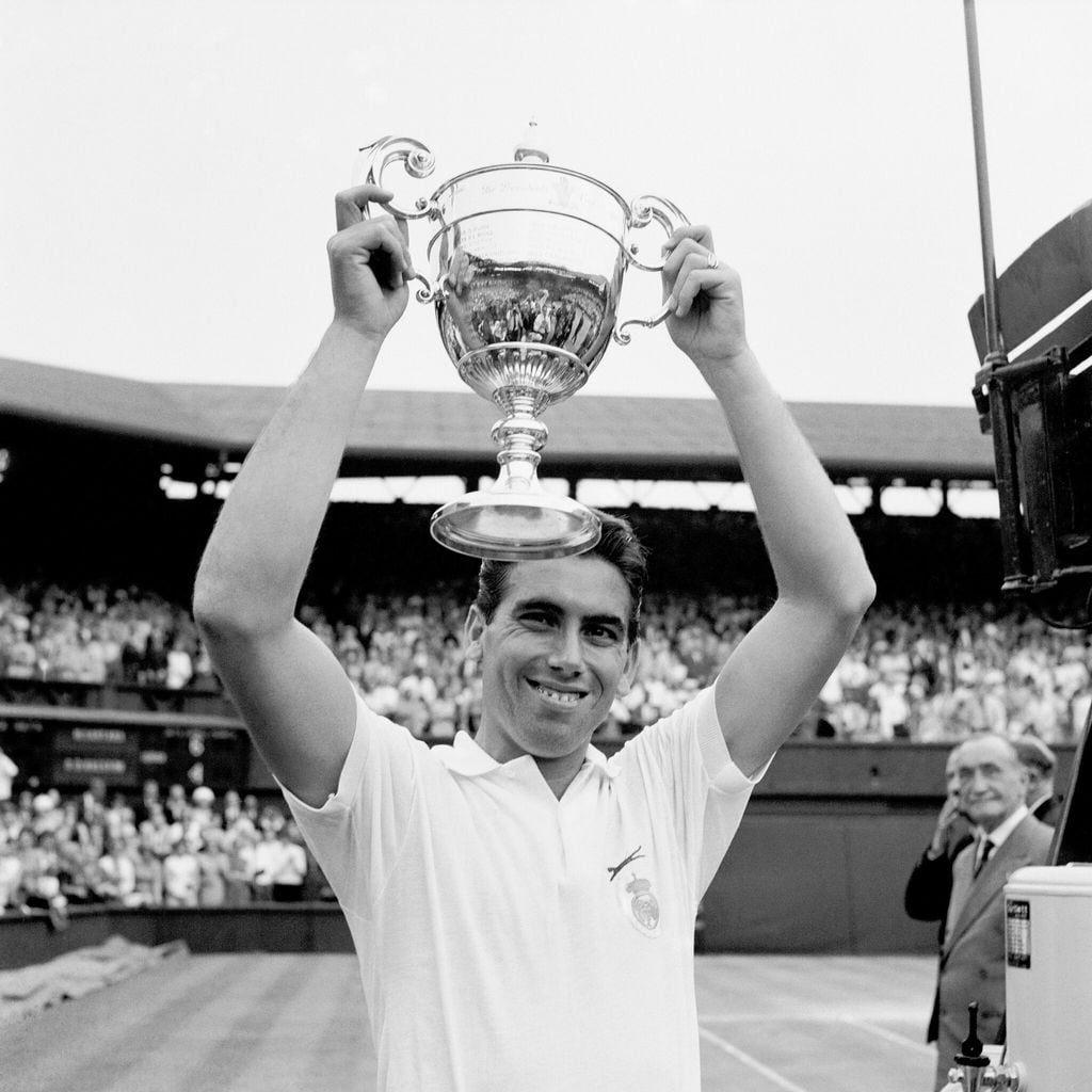 Manolo Santana