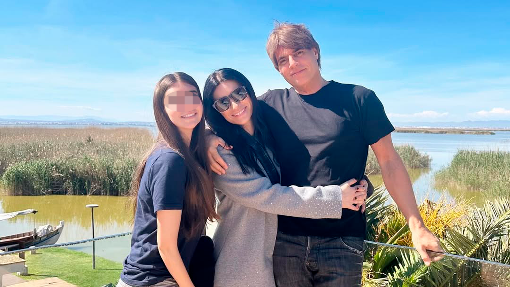 Laura ha contado con la mejor compañía: su marido, Paolo Carta, y su hija, Paola