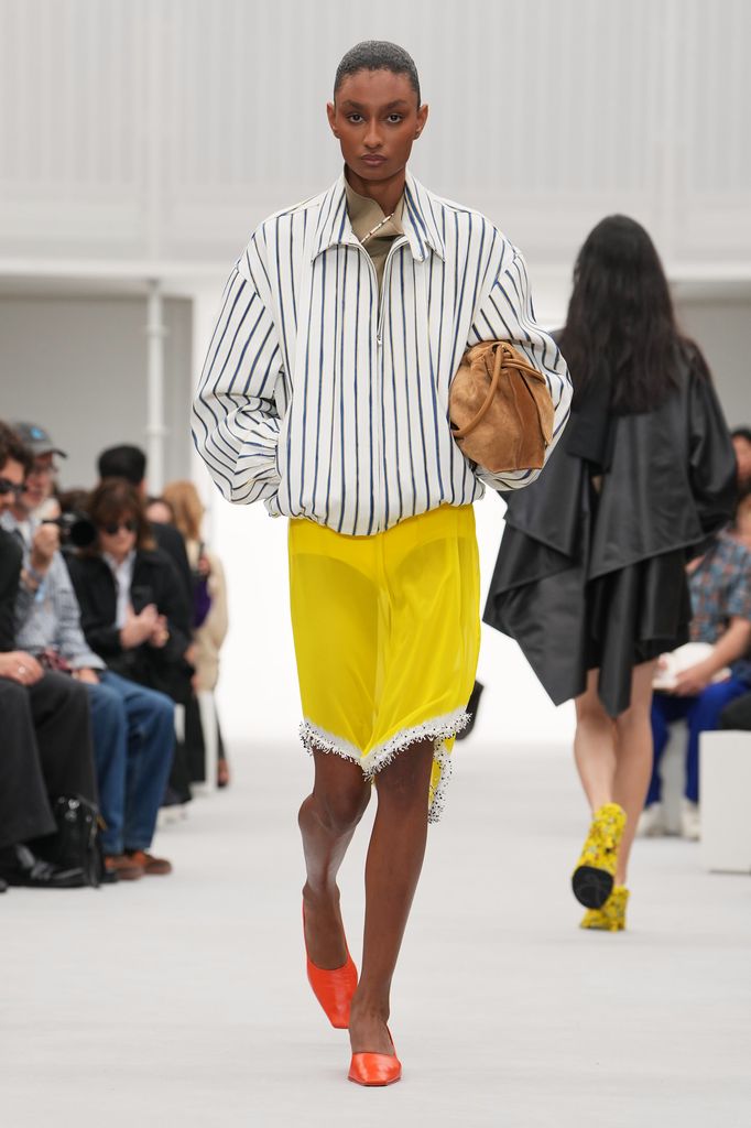Paris Fashion Week: desfile de Loewe (Primavera/Verano 2027)