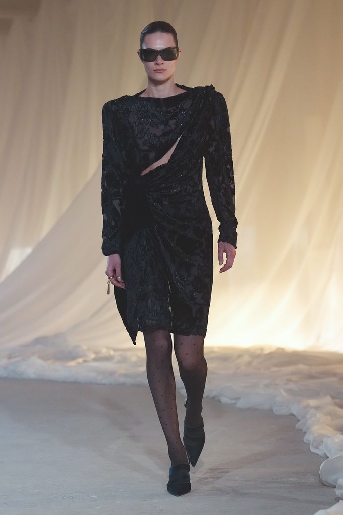 Paris Fashion Week: Balmain Otoño/Invierno 2026-2027