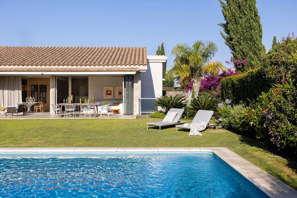 Casa conectada con el exterior. 