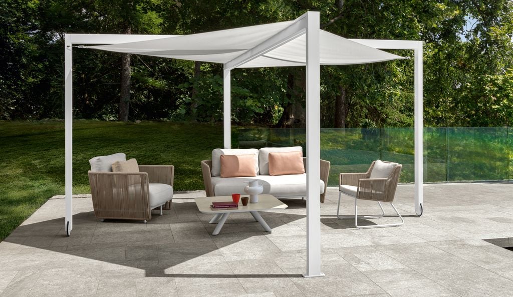 Pérgola con toldos