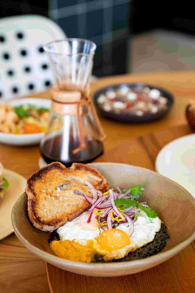 Llama Inn, brunch