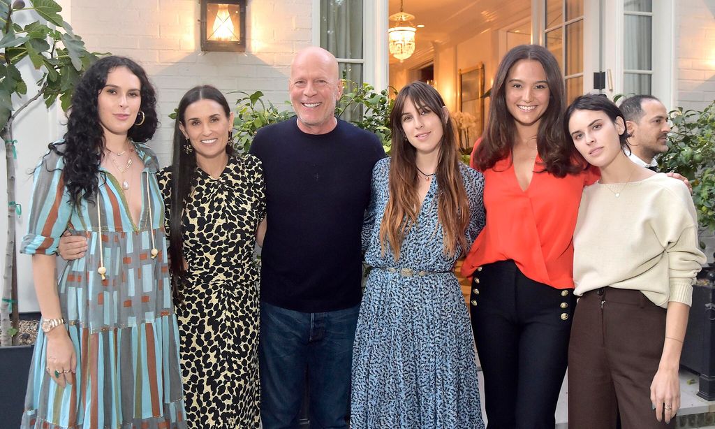 rumer willis demi moore bruce willis scout willis emma heming willis and tallulah willis