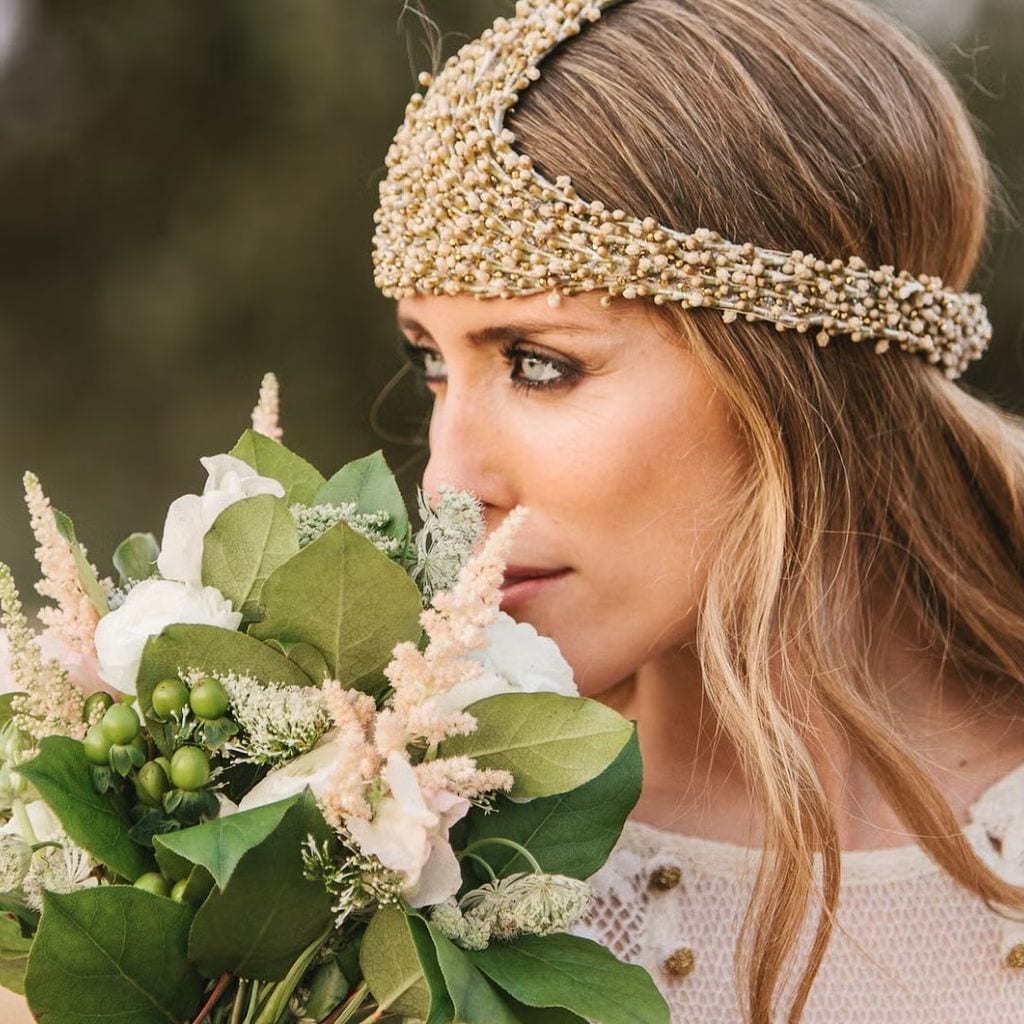 Novia con casquete vintage