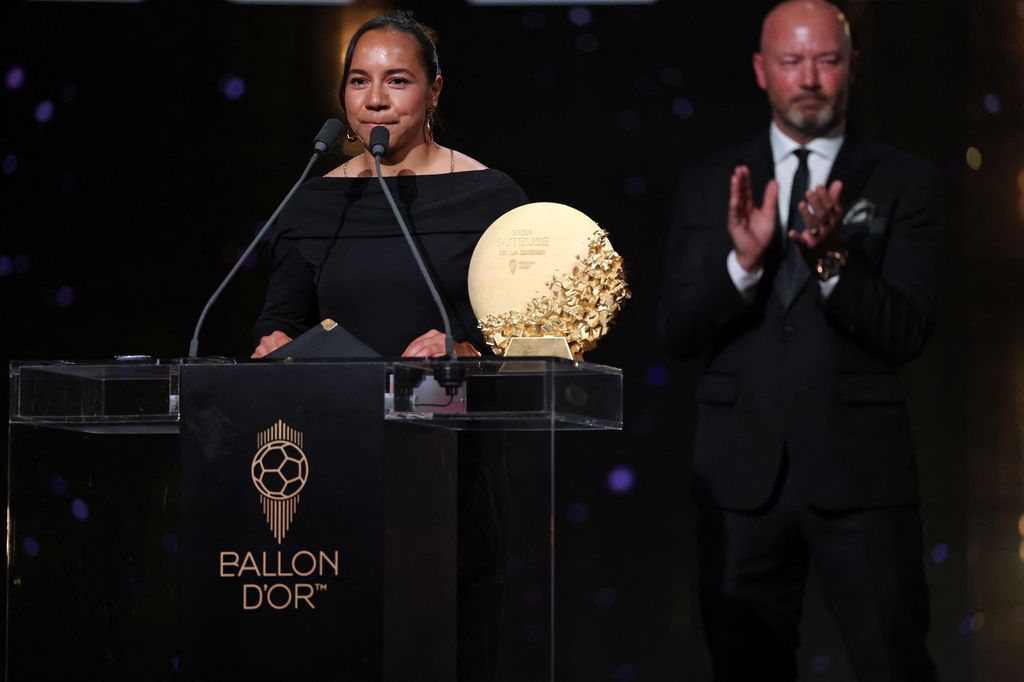 CHARLYN CORRAL, MEJOR DELANTERA