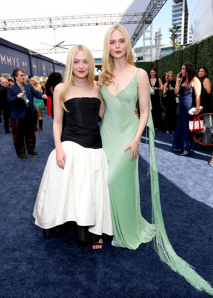 Las hermanas Fanning se roban todas las miradas en la alfombra de los premios Emmy 2026.