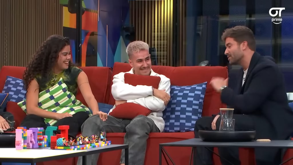 Pablo Alborán habla con los concursantes