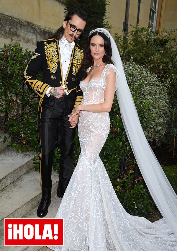 El diseñador Joshua Kane y su mujer, Lottie Archer, el día de su boda