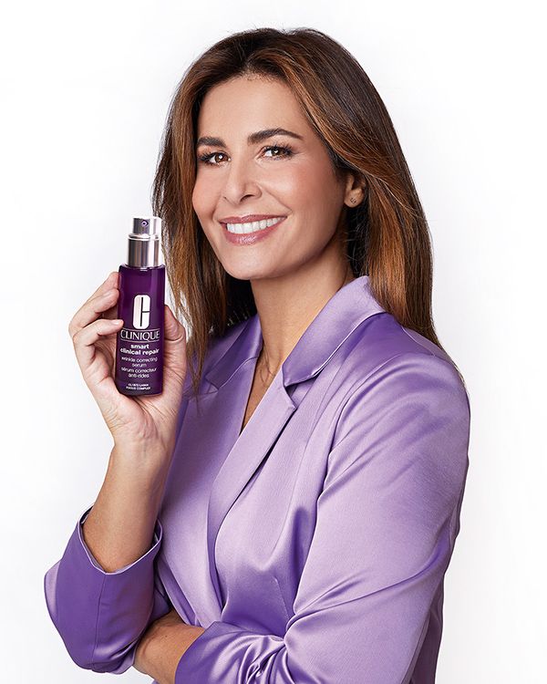Nuria Roca usa el sérum Smart de Clinique