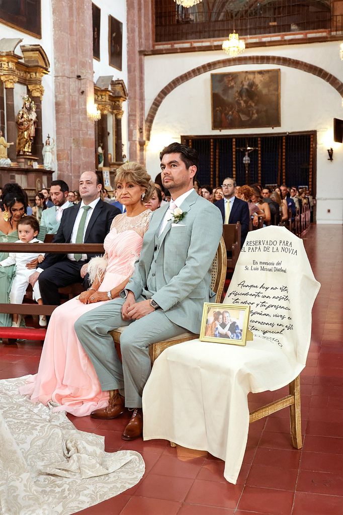 El tierno homenaje de Karla Díaz en memoria de su papá, Luis Manuel Díaz Leal