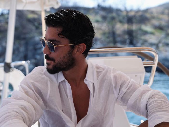 Kaan Yildirim fue el encargado de confirmar ante la prensa la noticia de su futura boda con Pinar Deniz ('Secretos de familia')