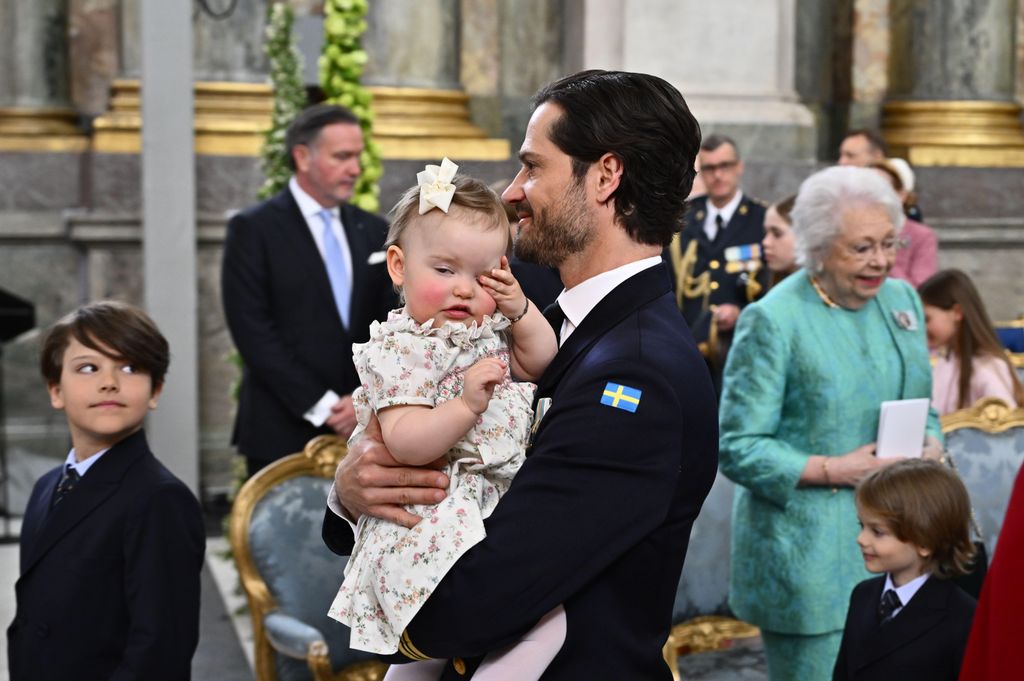 Carlos Felipe de Suecia con su hija Inés