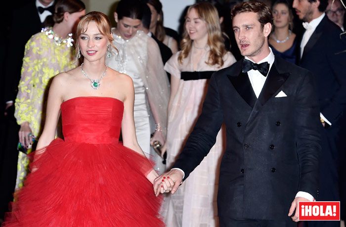 Beatrice y Pierre en el último Baile de la Rosa

