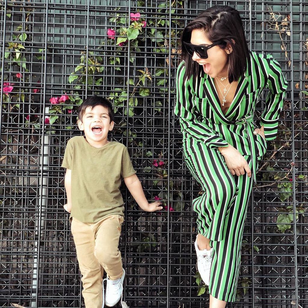 Alejandra Espinoza y su hijo Matteo