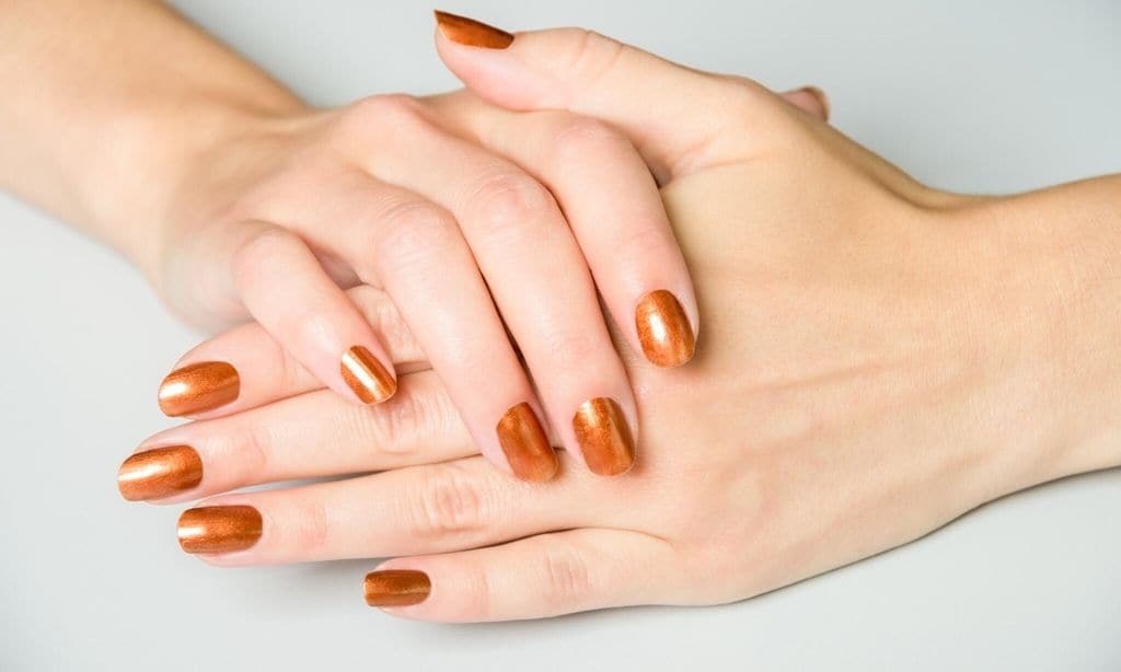 nails