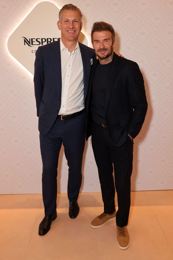 Philipp Navratil, nuevo consejero delegado de Nestlé, en un acto de Nespresso celebrado en Londres junto a David Beckham el pasado mayo