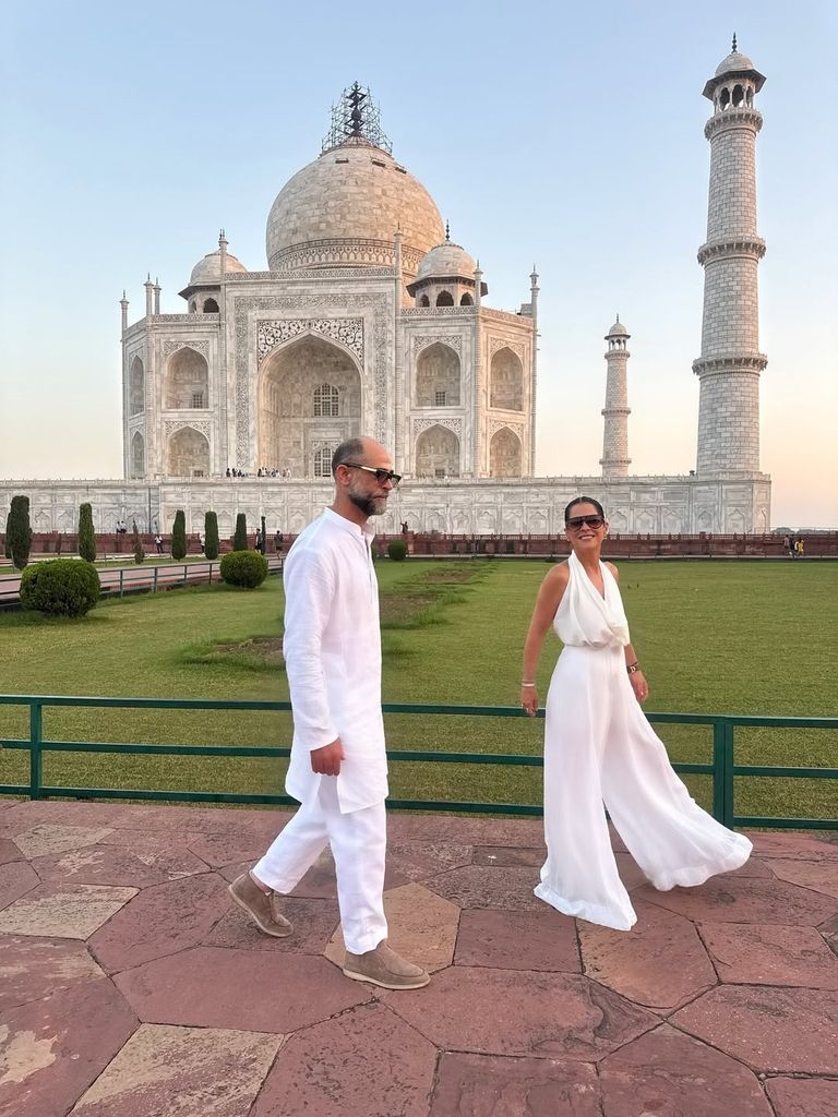 La pareja se quedó sin palabras con la edificación.