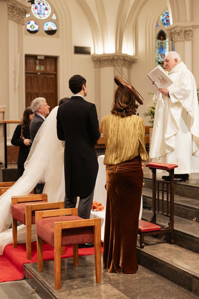 Madrina de boda religiosa en Madrid