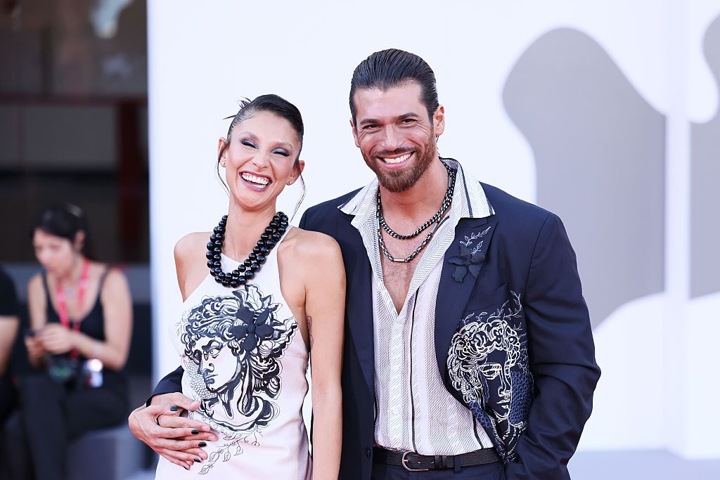  Sara Bluma y Can Yaman en el Festival de Venecia 2025