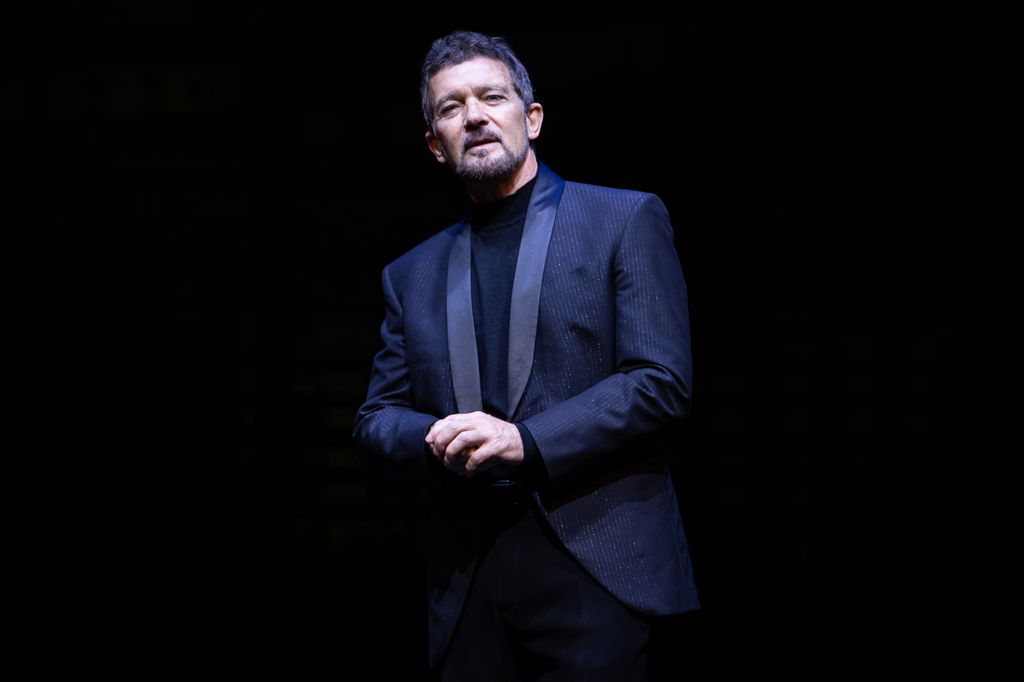 Antonio Banderas lamentó el fallecimiento del escritor Mario Vargas Llosa.