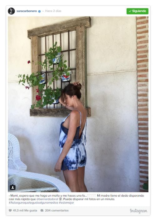 La madre de Sara fue la encargada de hacerla esta foto en la que aparece así de espectacular. La periodista ha recuperado su figura en tiempo récord, ya que no hace ni dos meses que dio a luz a su segundo hijo
